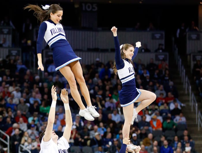 Villanova-cheerleaders-a0a330a809574da09664e64842477617-0_0.jpg